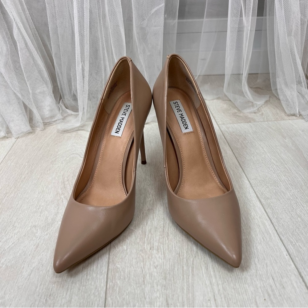Steve Madden Vala Pumps Nude Leather